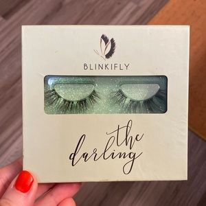 Blinkifly Lashes